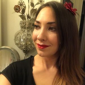 Meet your Posher, China rose